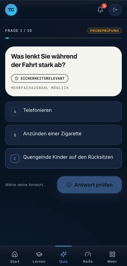 TheorieCoach app: an official exam question with an explanation